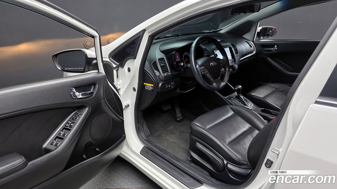 Kia K3 2013