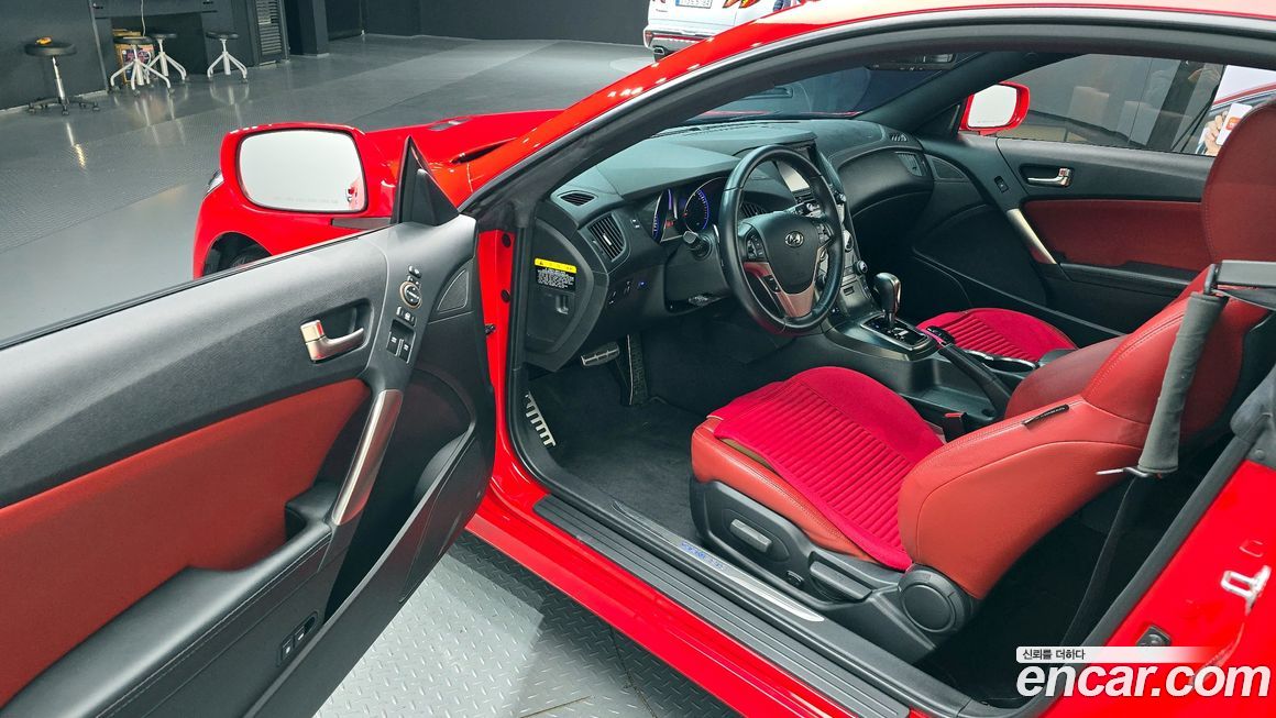 Hyundai Genesis 2016