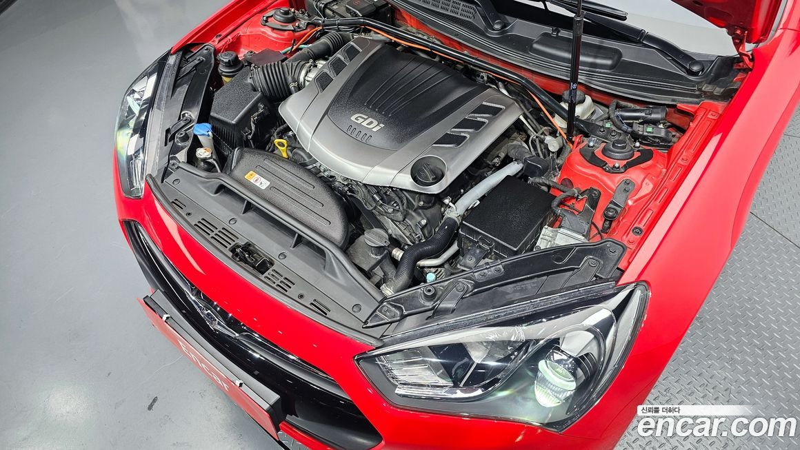 Hyundai Genesis 2016