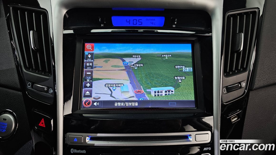 Hyundai Sonata 2011