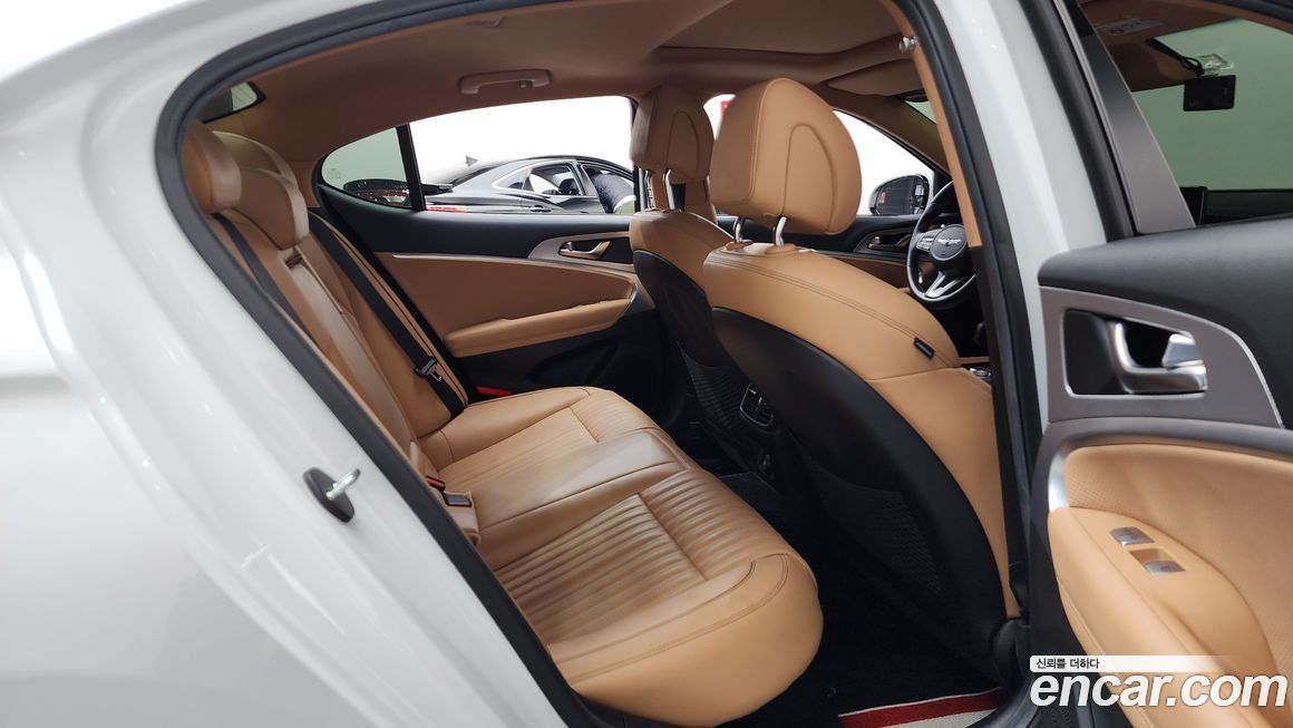 Genesis G70 2022