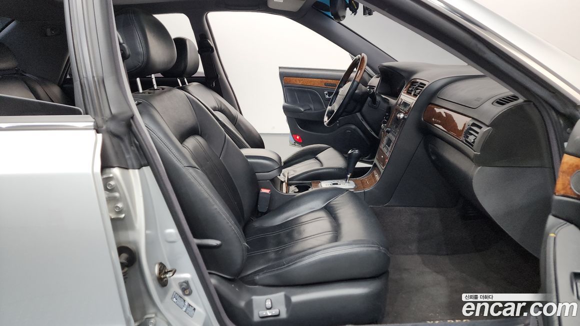 Hyundai Grandeur 2005