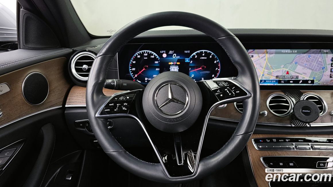 Mercedes-Benz E-Class 2021