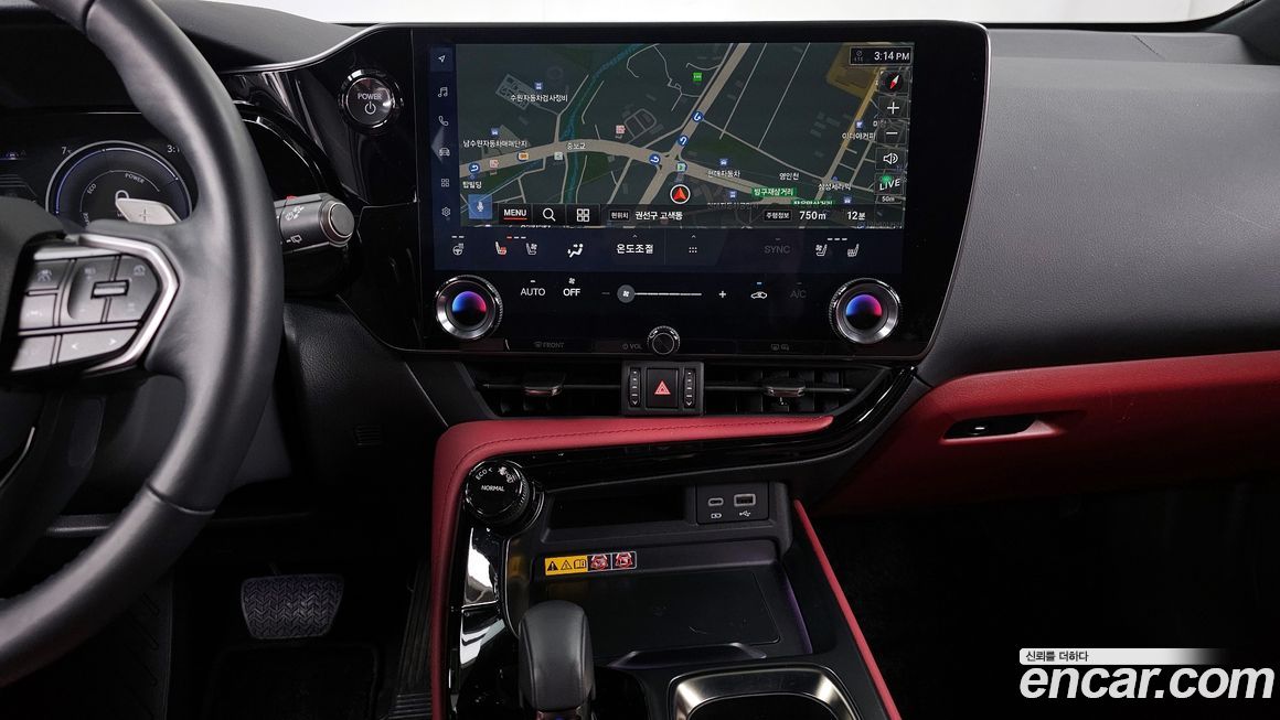 Lexus NX 2025