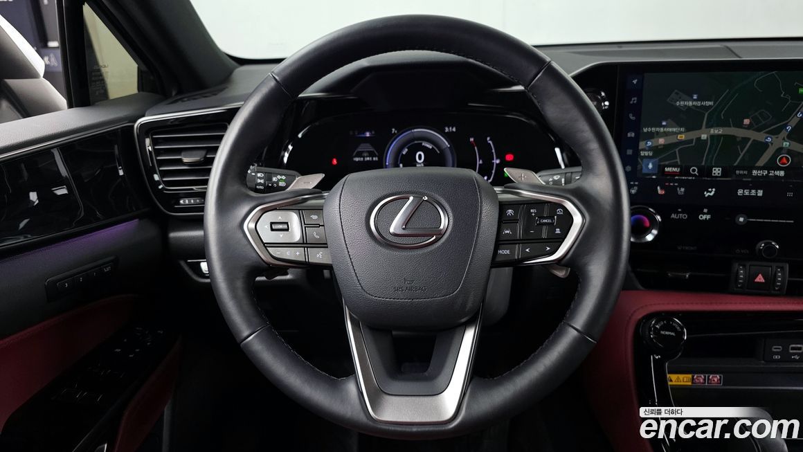 Lexus NX 2025