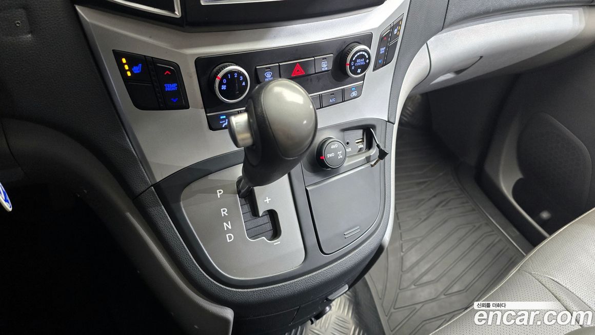 Hyundai Starex 2017