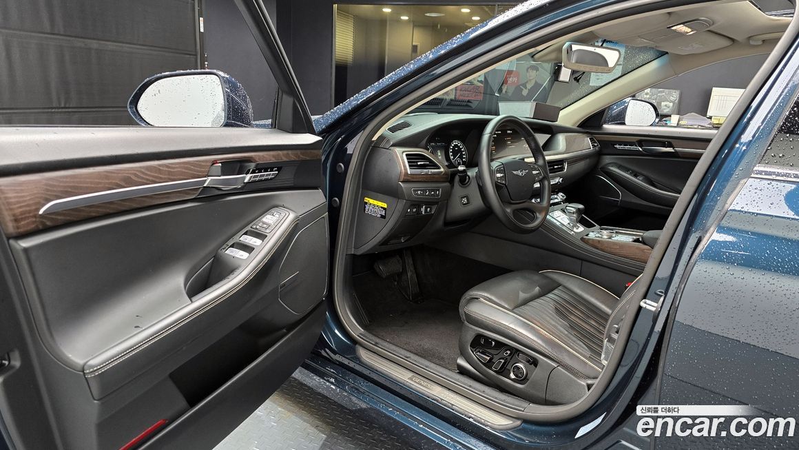 Genesis G90 2021