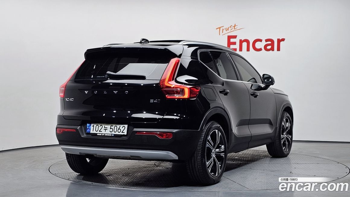 Volvo XC40 2021