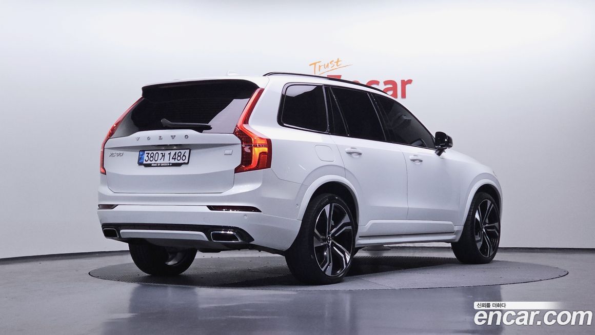 Volvo XC90 2021