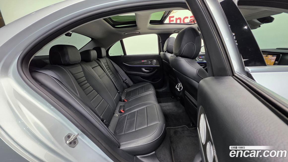 Mercedes-Benz E-Class 2020