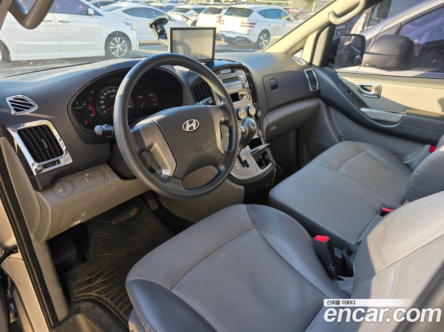 Hyundai Starex 2011