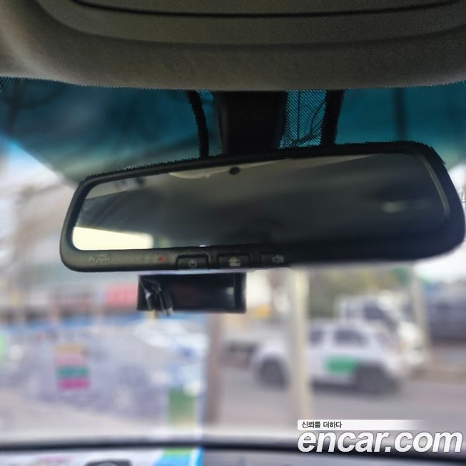 KG_Mobility_Ssangyong TIBOLI 2015