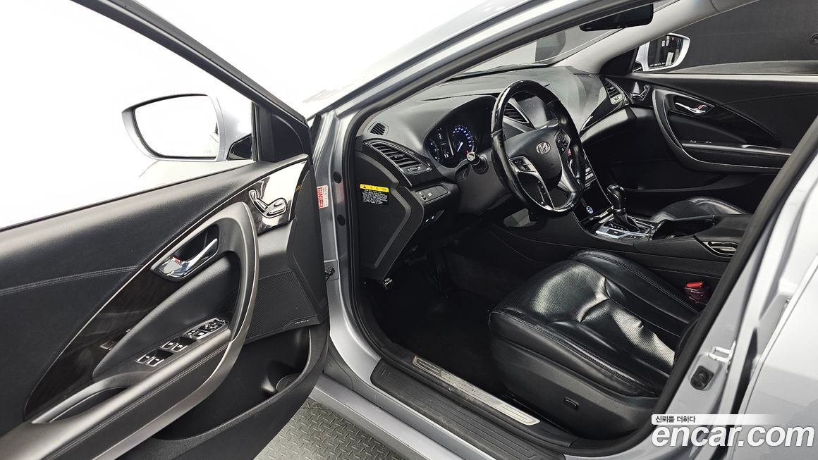 Hyundai Grandeur 2015