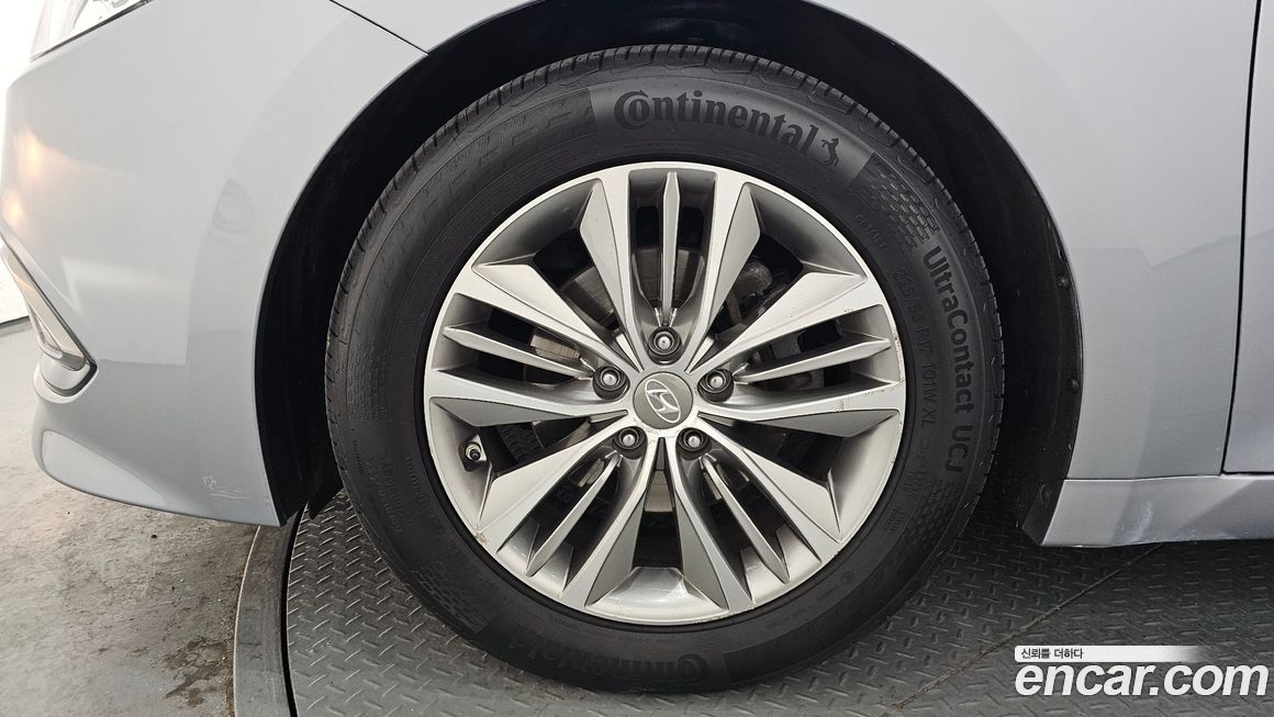 Hyundai Grandeur 2015