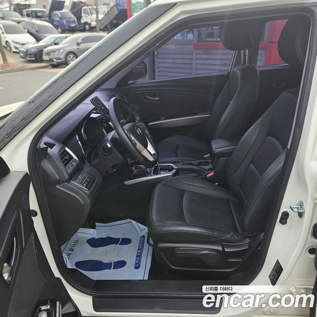 KG_Mobility_Ssangyong TIBOLI 2015