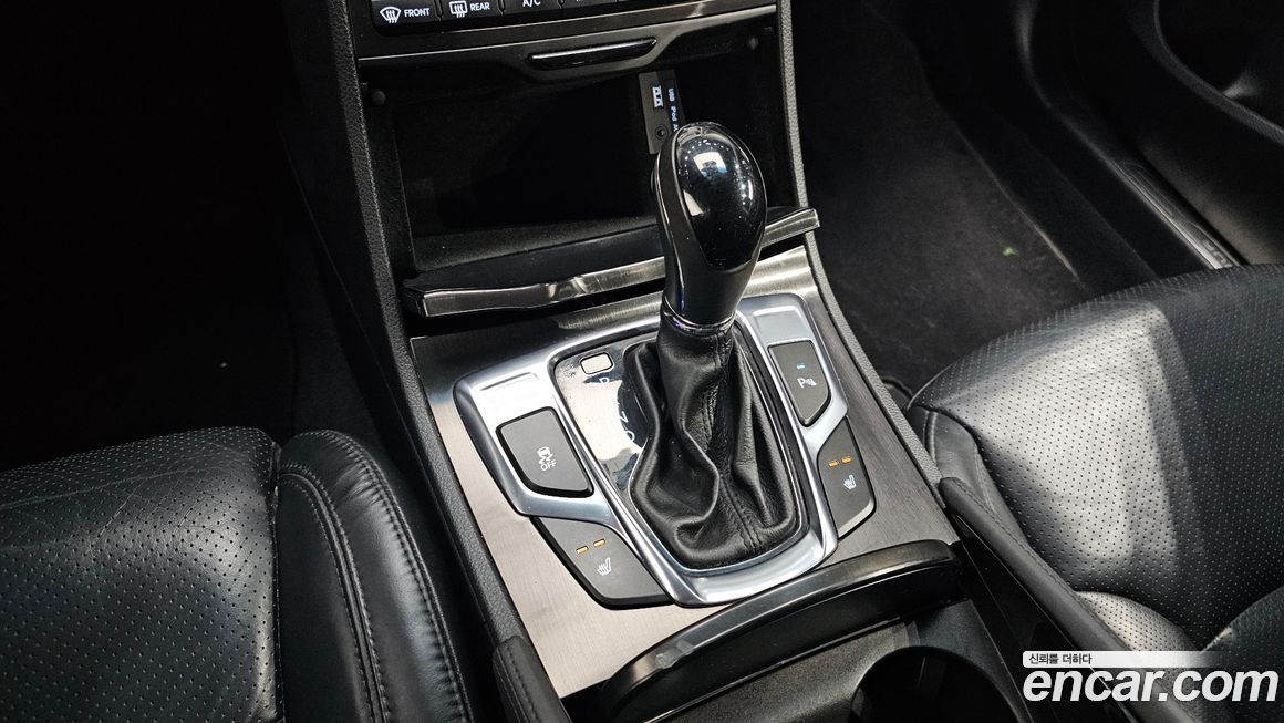 Hyundai Grandeur 2015