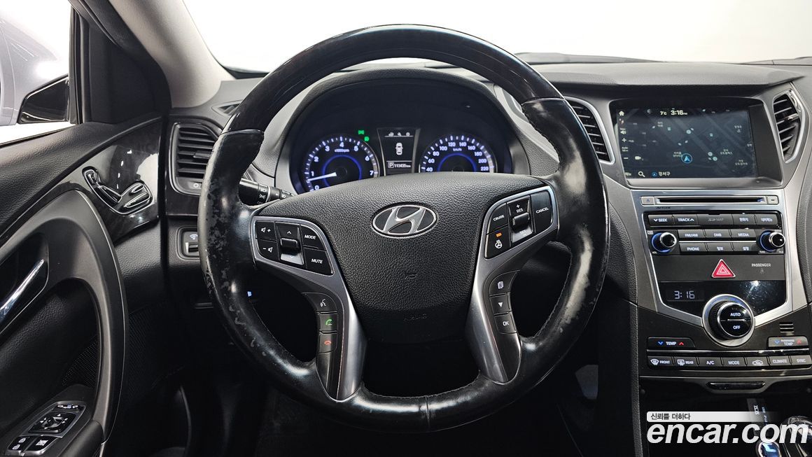 Hyundai Grandeur 2015