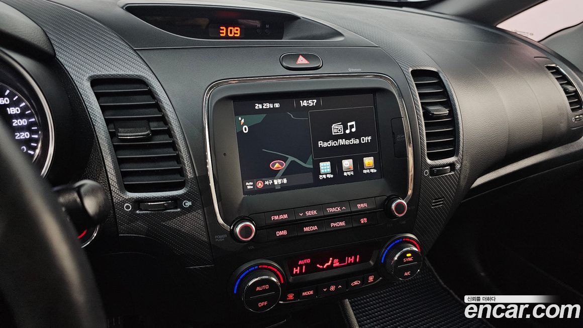 Kia K3 2016