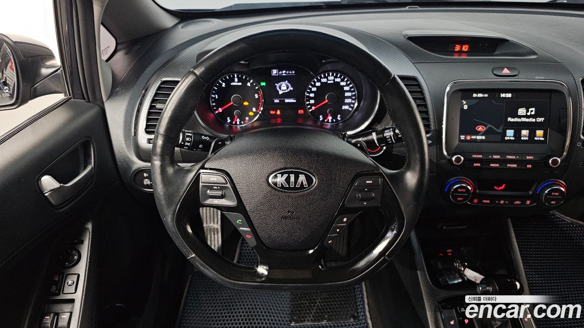 Kia K3 2016
