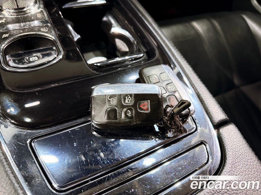 Jaguar XJ 2013