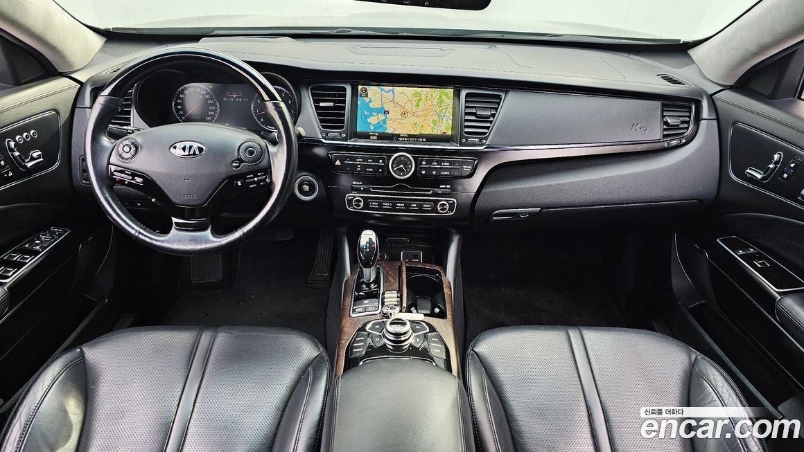 Kia K9 2013