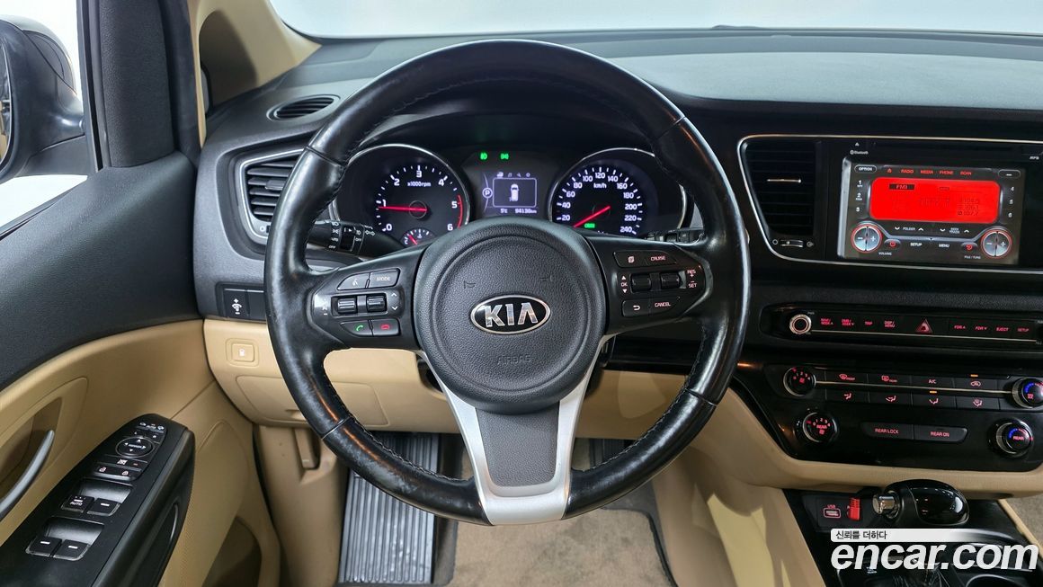 Kia Canival 2016