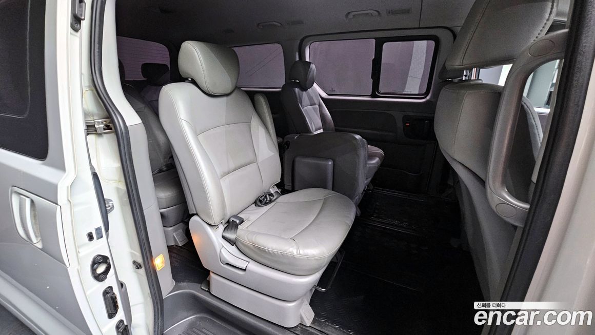 Hyundai Starex 2015