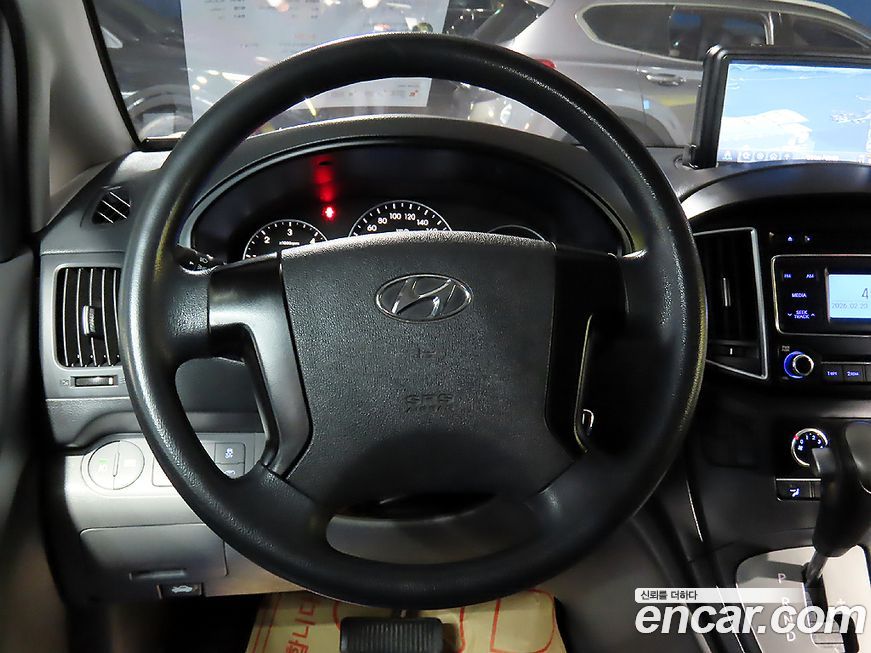 Hyundai Starex 2018