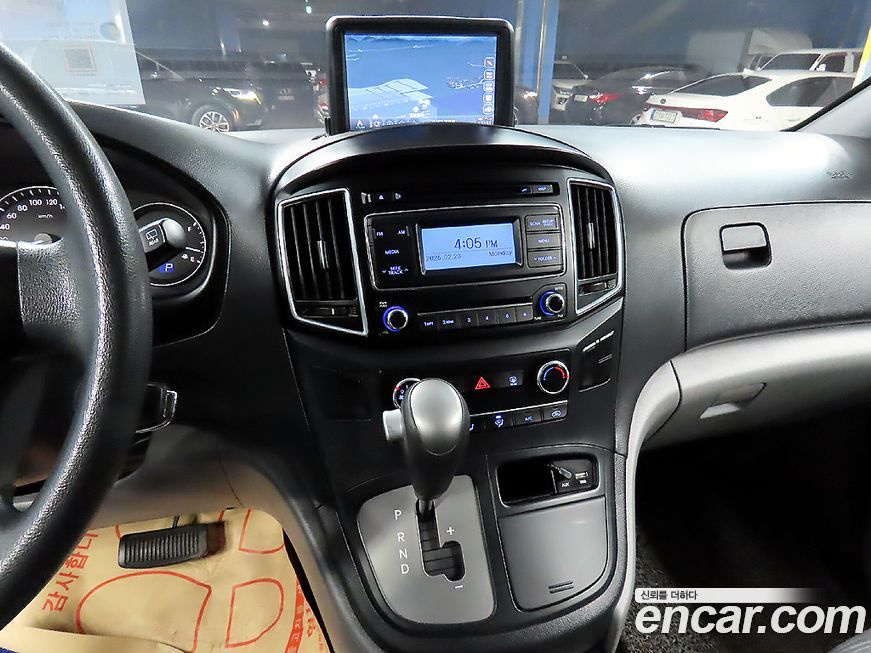 Hyundai Starex 2018