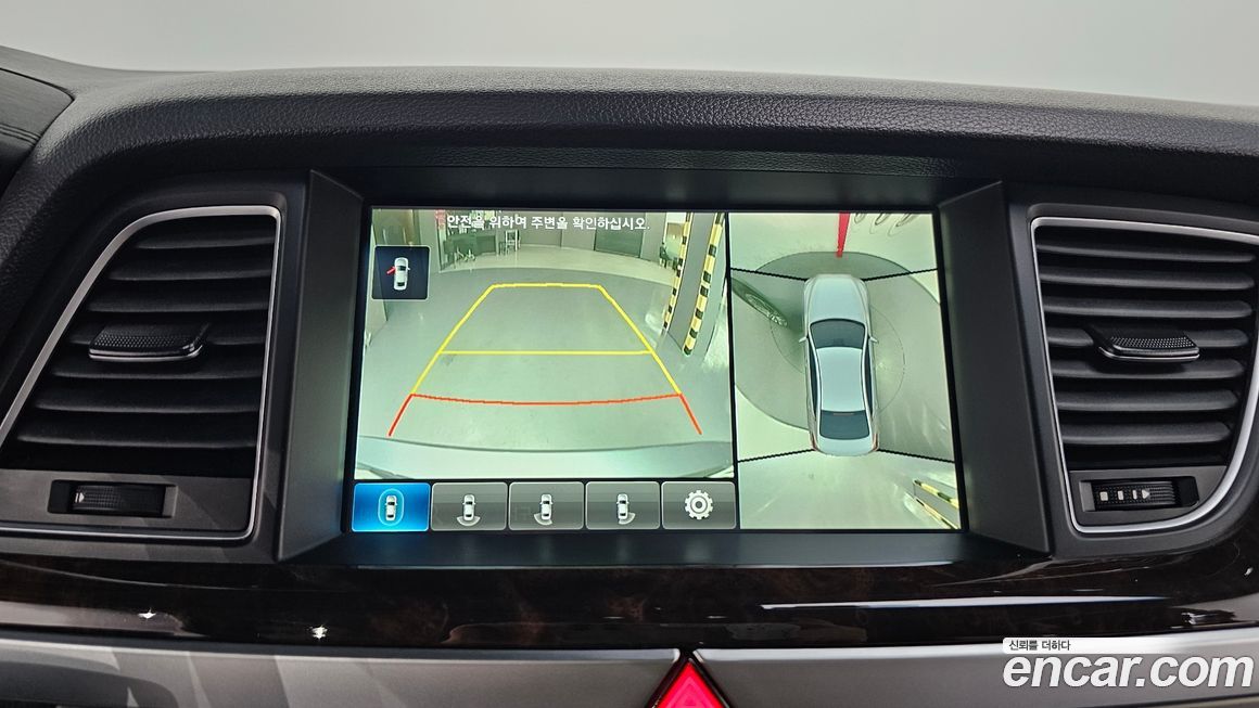 Hyundai Genesis 2016