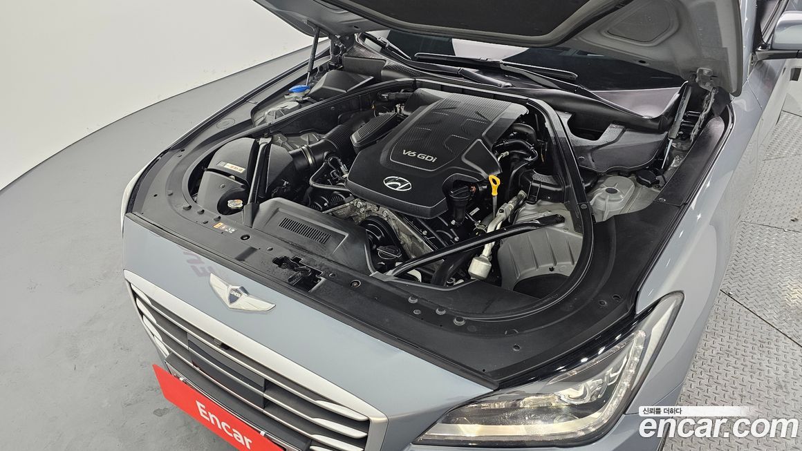 Hyundai Genesis 2016