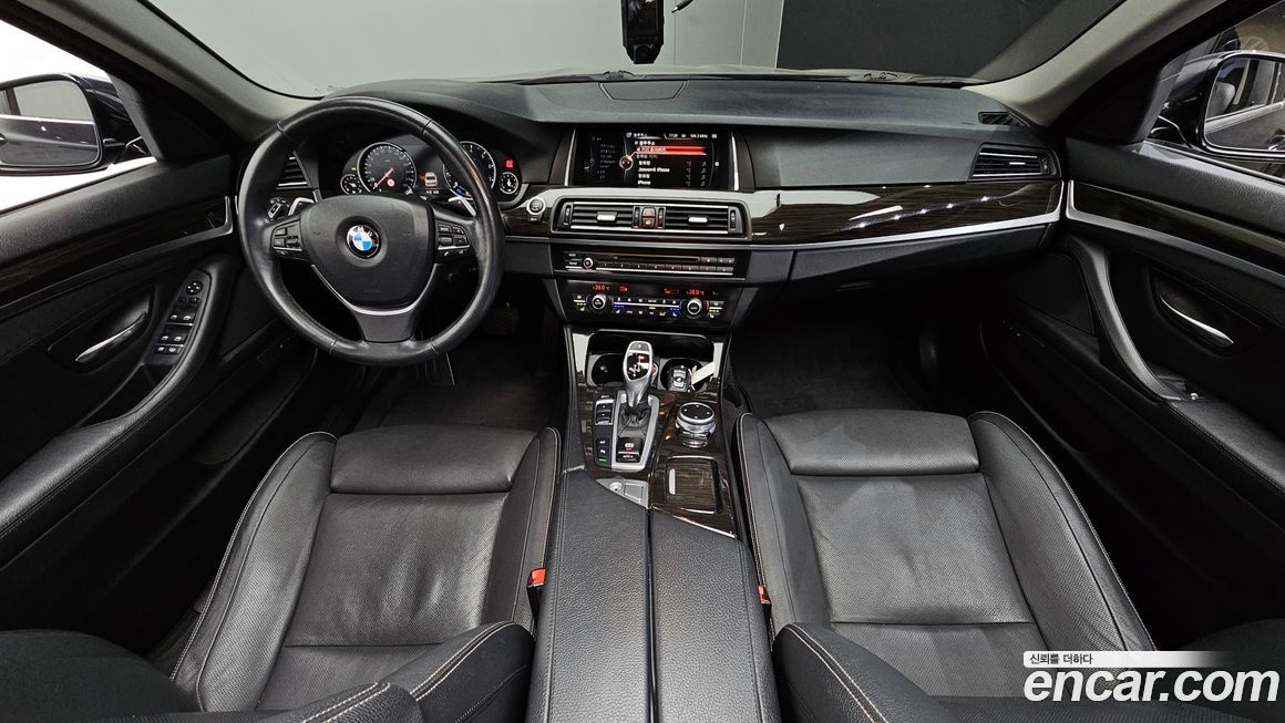 BMW 5-Series 2016