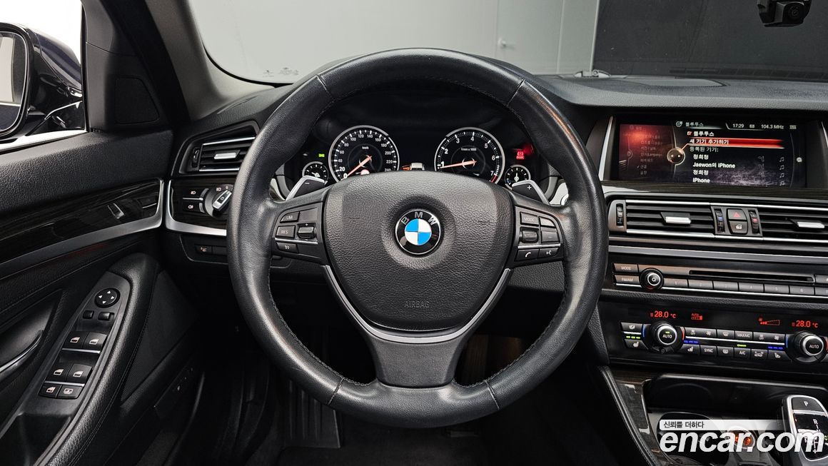 BMW 5-Series 2016