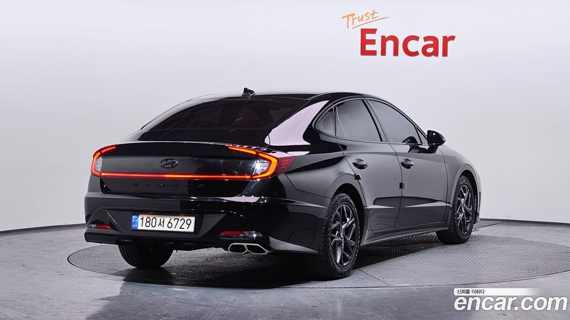 Hyundai Sonata 2022