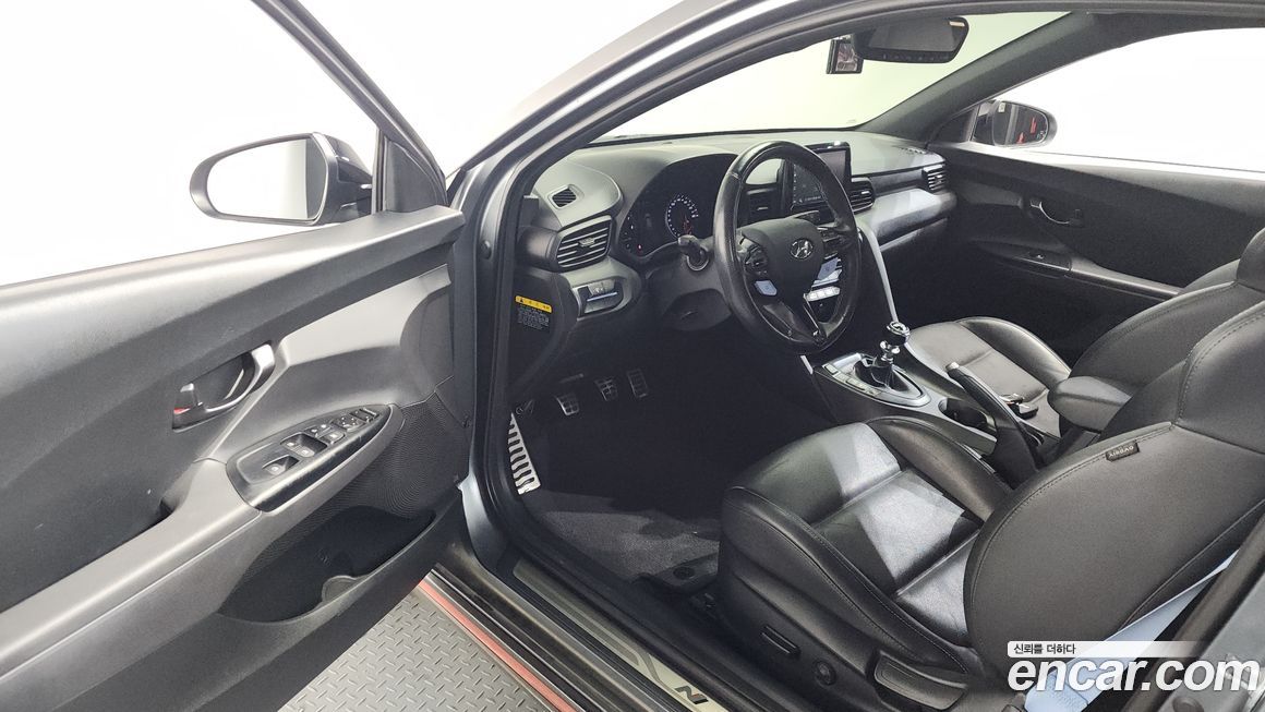 Hyundai Veloster 2019