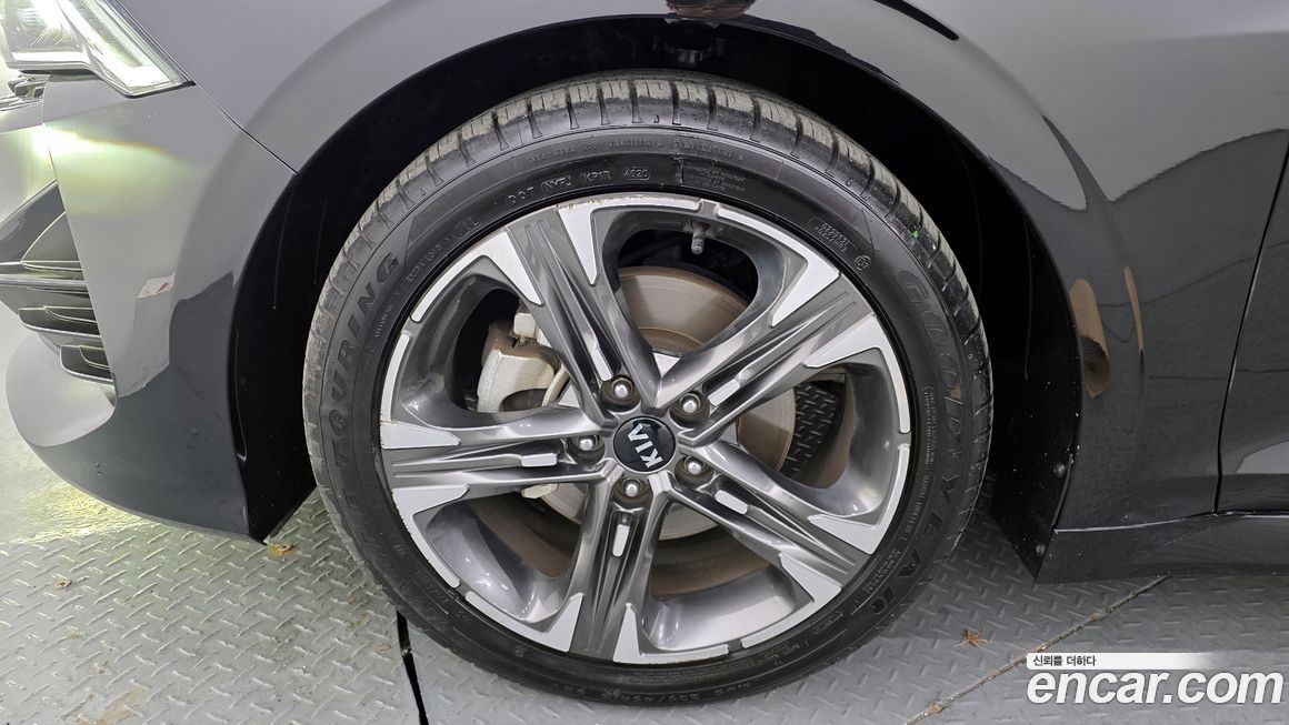 Kia K5 2021