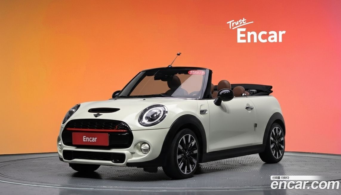 Mini Cooper Convertible 2019