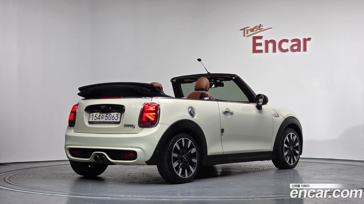 Mini Cooper Convertible 2019