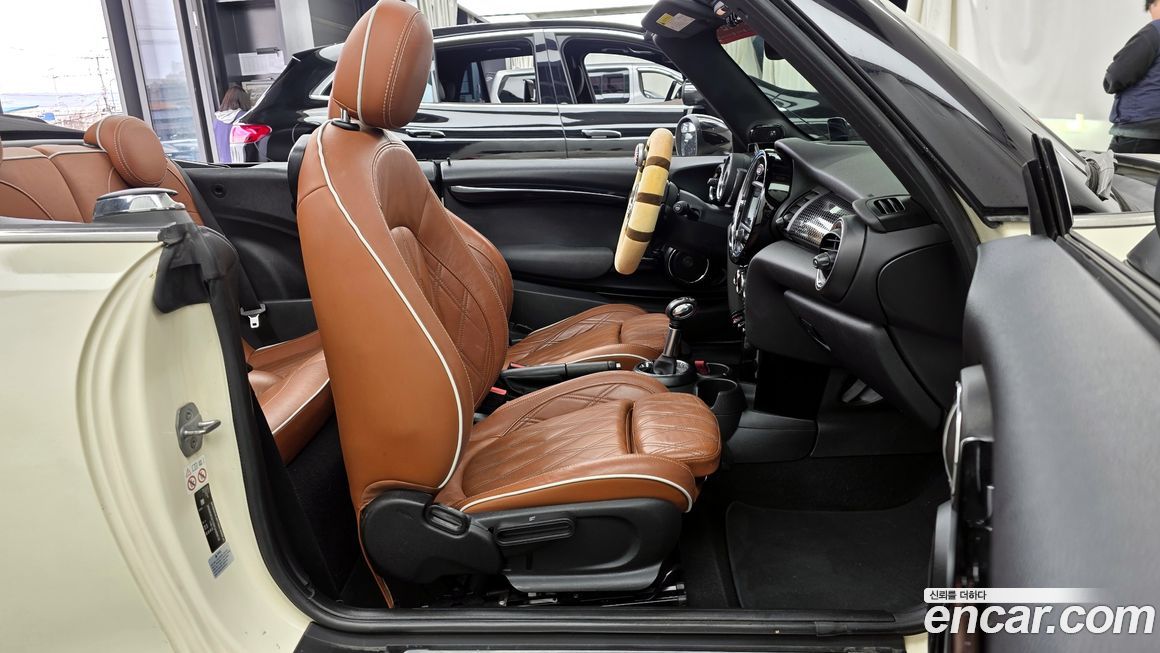 Mini Cooper Convertible 2019