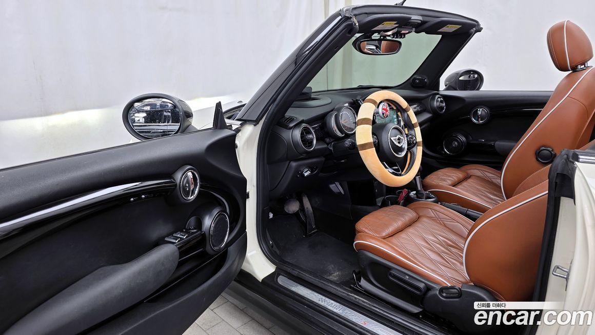 Mini Cooper Convertible 2019
