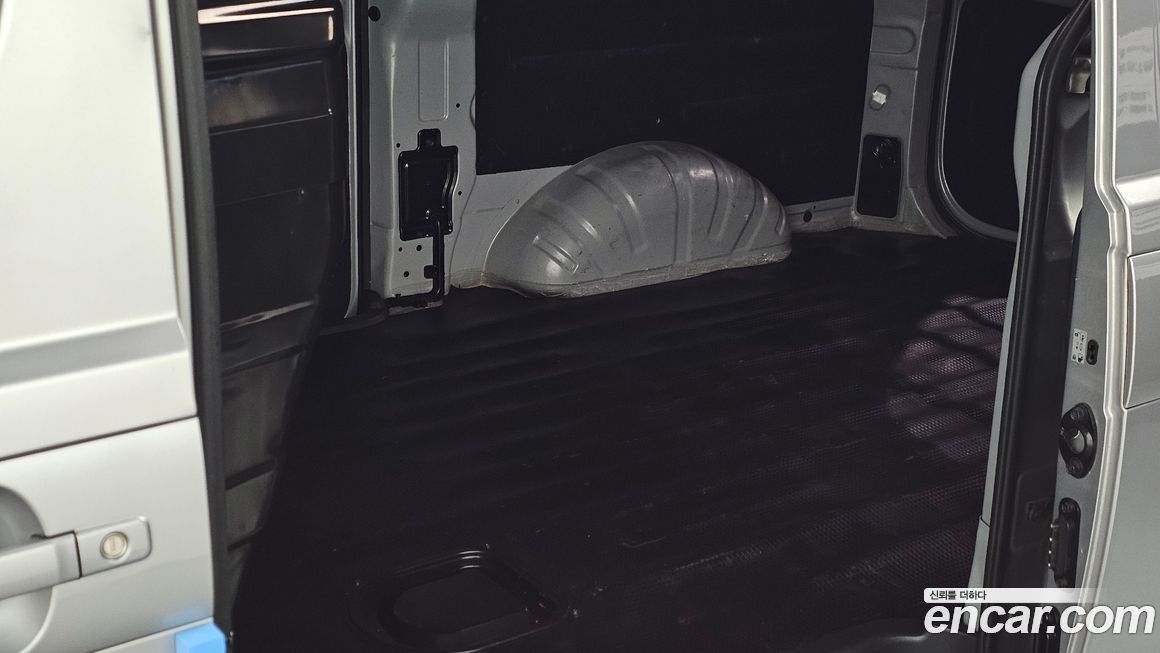 Hyundai Starex 2021