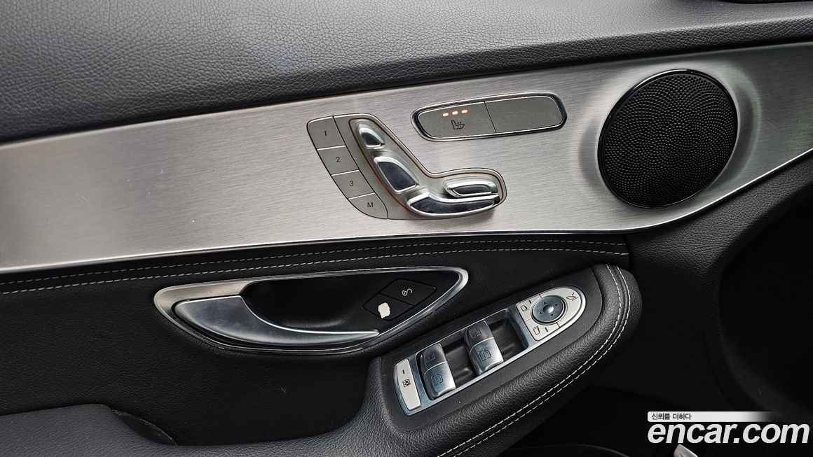 Mercedes-Benz C-Class 2016