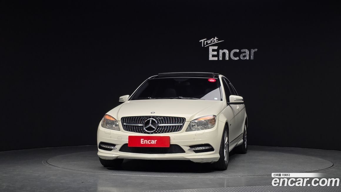 Mercedes-Benz C-Class 2011