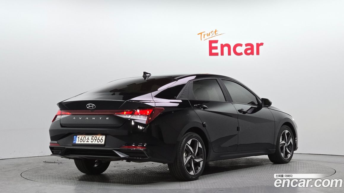 Hyundai AVANTE 2022