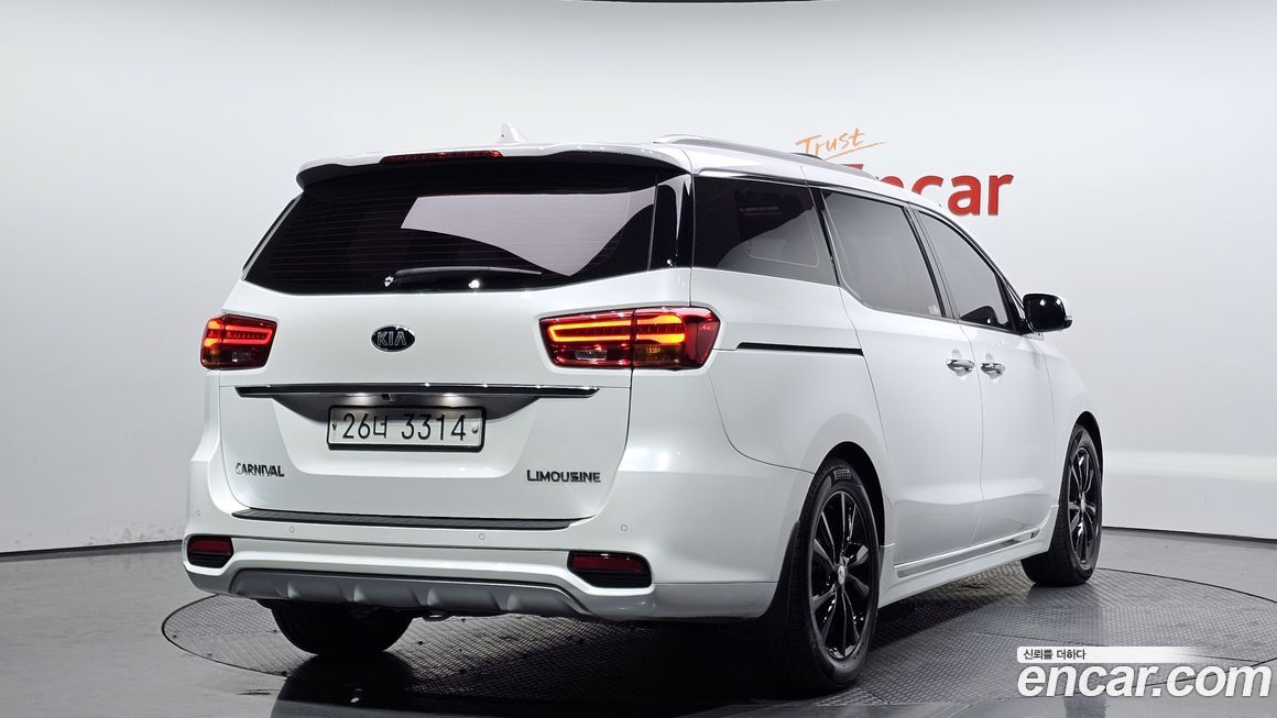 Kia Canival 2019