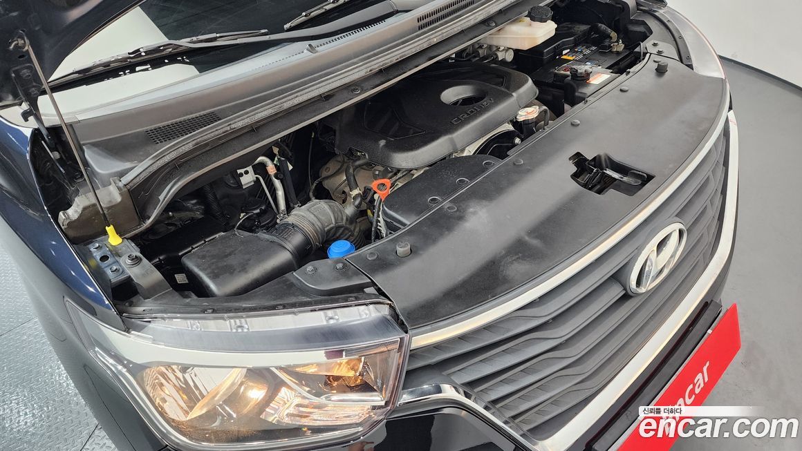 Hyundai Starex 2021