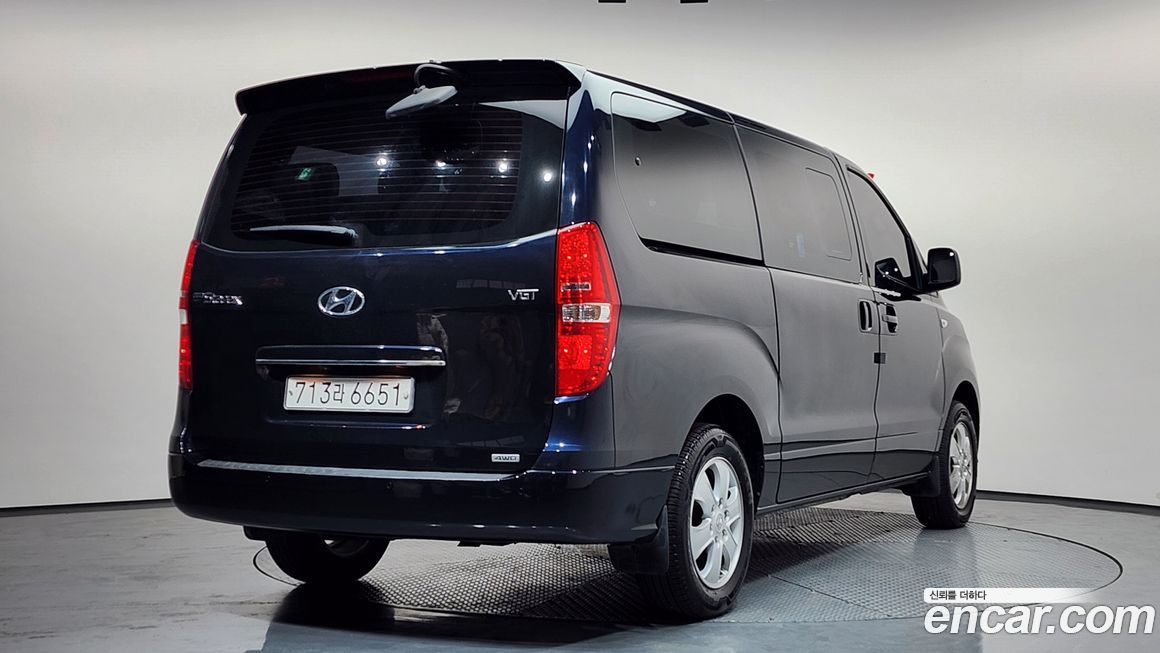 Hyundai Starex 2021