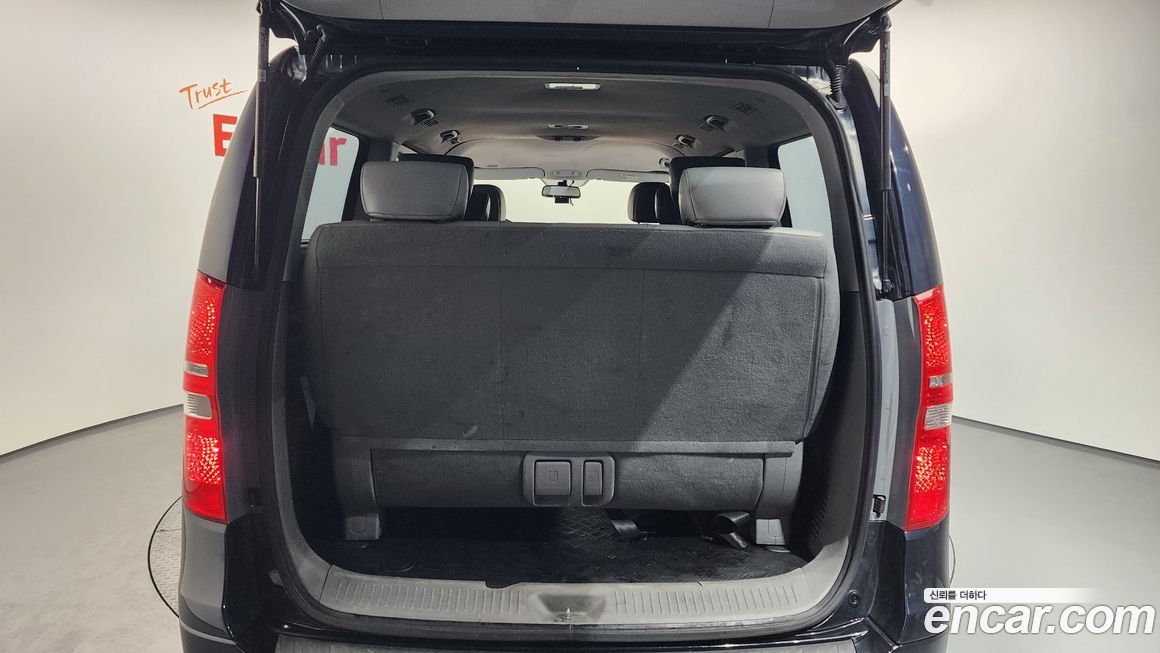 Hyundai Starex 2021