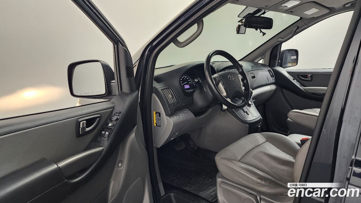 Hyundai Starex 2021