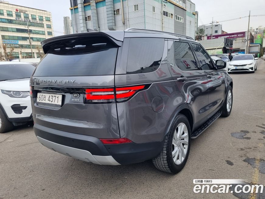 Land Rover Discovery 2018